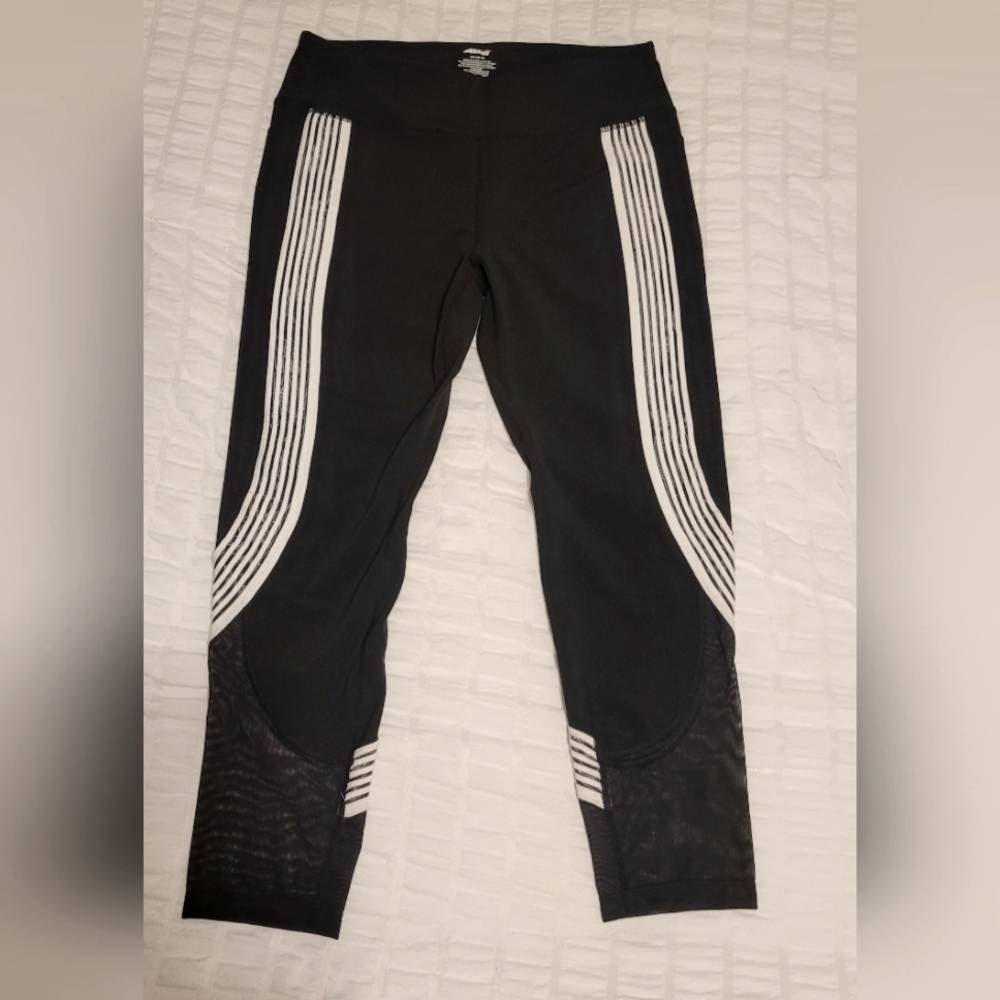 Avia Leggings Black White Stripes